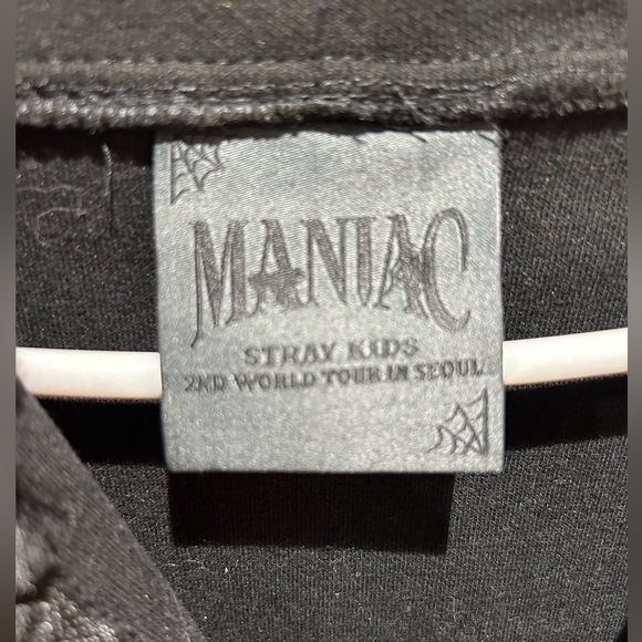 SKZ Maniac Tour Shirt from Seoul - Picture 3 of 6